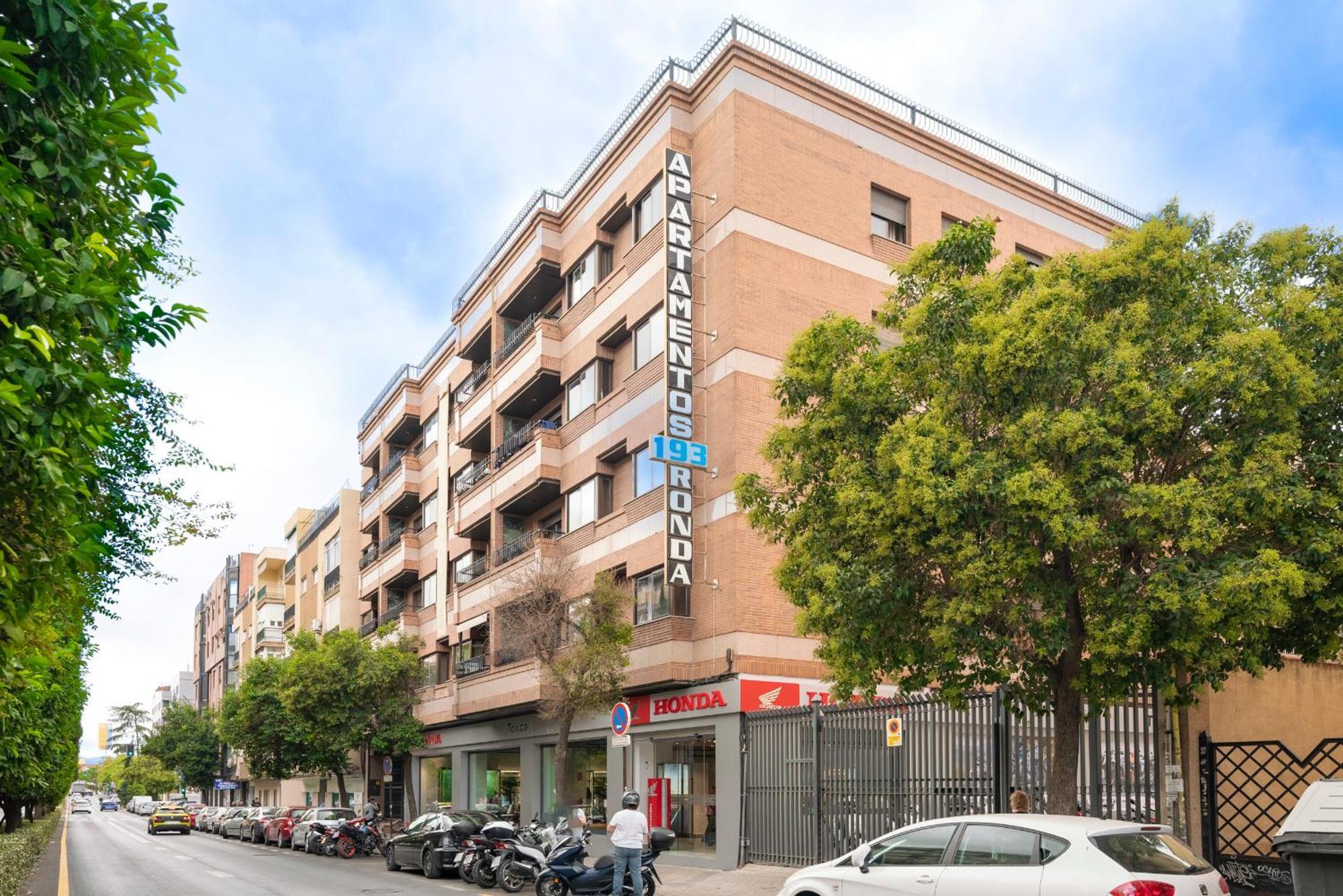 Ronda Suites 193 Junto A Hospitales Y Cerca Centro Con Parking Gratis Γρανάδα Εξωτερικό φωτογραφία